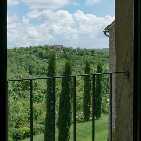 L'Abbraccio Della Quercia Apartment Momjan Exterior photo